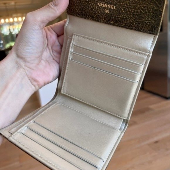 Chanel Distressed Gold Metallic Boy Wallet - 24 Series - Picture 3 of 5